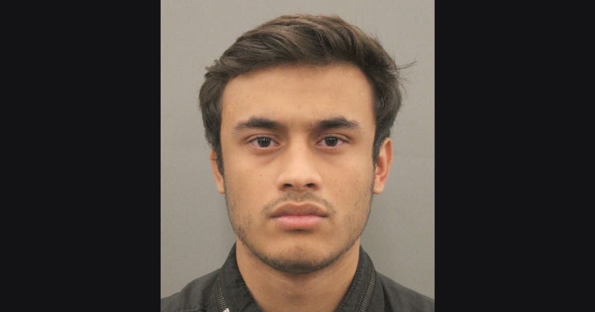 Ariel Cruz has reportedly confessed to killing his girlfriend for breaking up with him (Houston Police) 