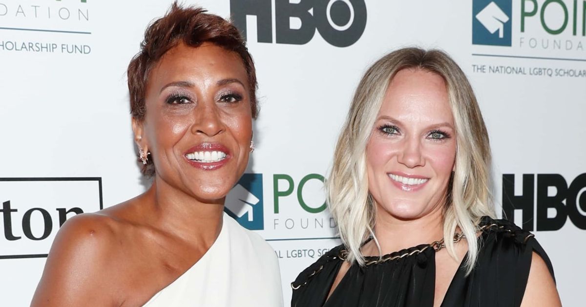 'GMA' star Robin Roberts wows fans with glimpse of her second wedding celebrations with Amber Laign