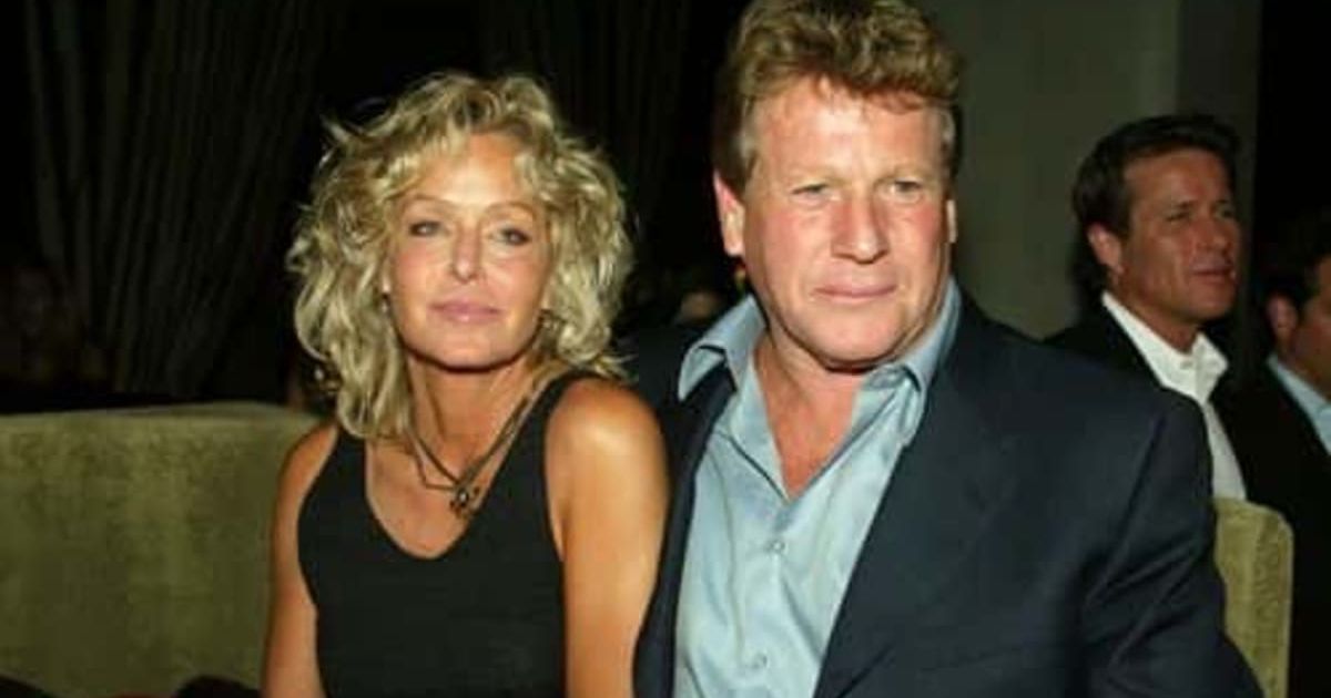 Farrah Fawcett ended her relationship with Ryan O'Neal in 1997 (Getty Images)