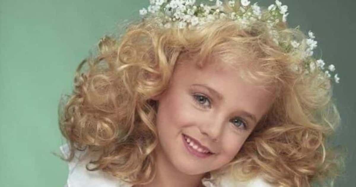 A six-year-old beauty queen, JoeBenet Ramsey, was mysteriously killed in her serene home while her family slept upstairs (Change.org)