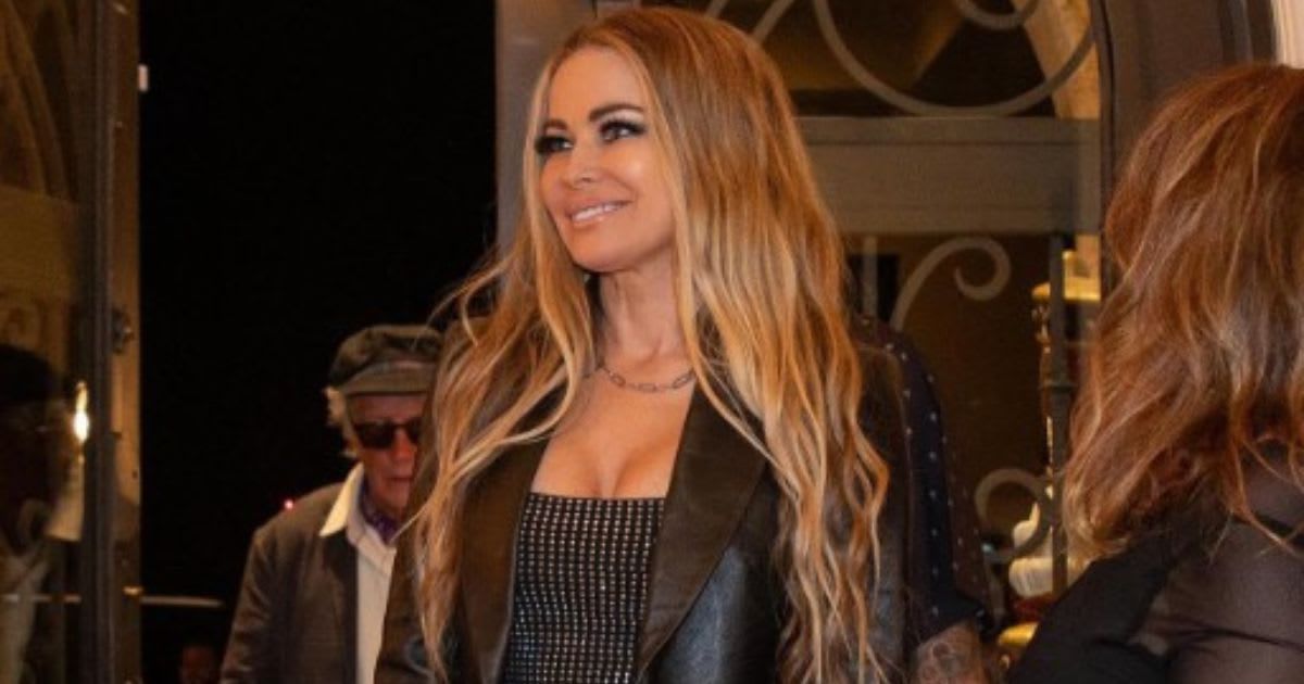 Carmen Electra became an overnight sensation following her role as Lani McKenzie in 'Baywatch' in 1997 (Instagram/@carmenelectra)