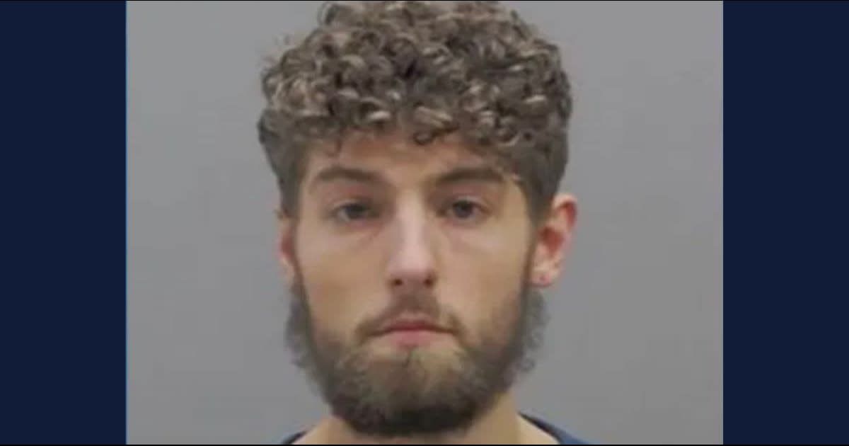 Dezmond Wallace has been arrested for forcefully slamming his newborn boy into a bed (Clermount County Sheriff's office)