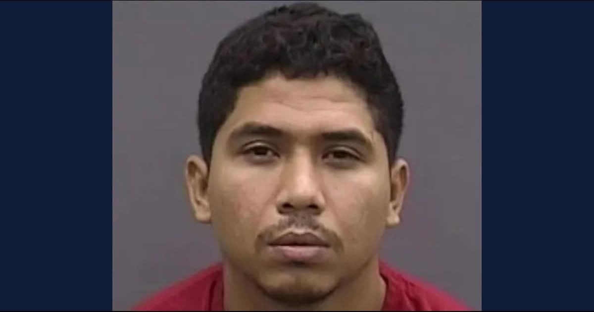 Jean Pierre Ojeda Salazar is accused of fatally stabbing his girlfriend and her 14-year-old daughter (Hillsborough County Sheriff)