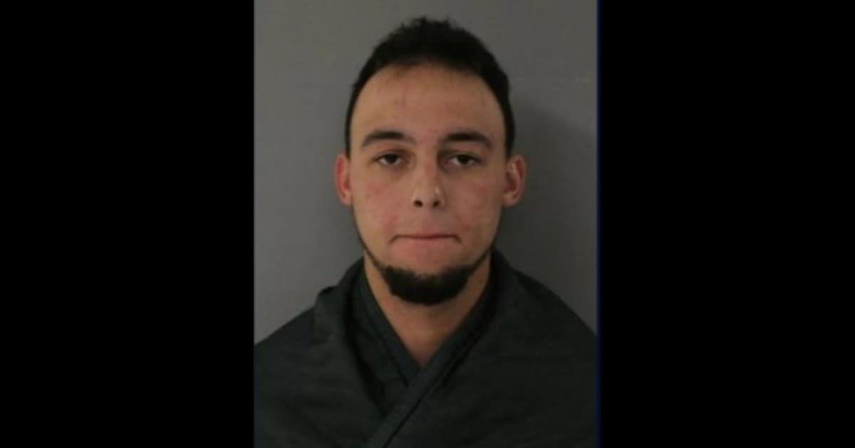 Gabriael G Routt attacks pregnant girlfriend (Twin Falls County, Idaho)