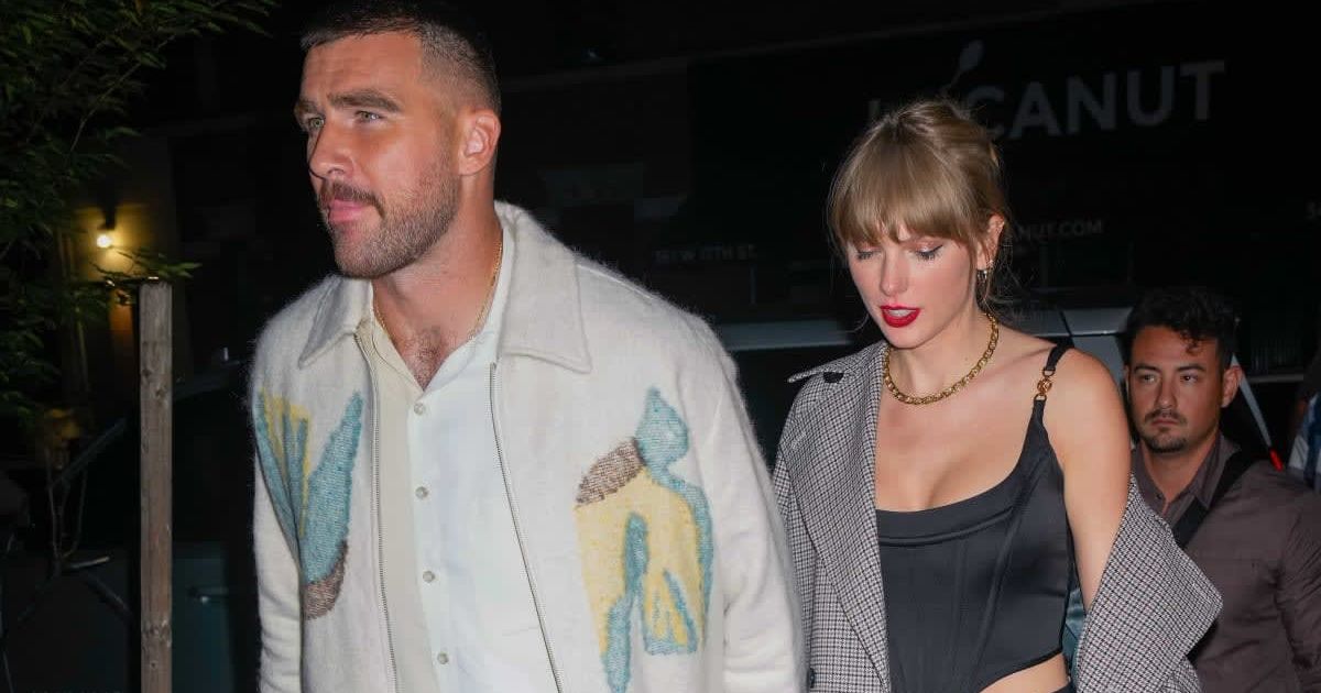 Travis Kelce and Taylor Swift are to be seen together on Christmas and New Year's Eve (MEGA/GC Images)