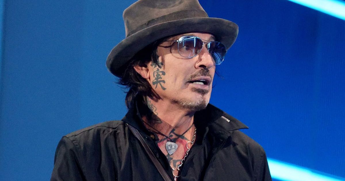 Tommy Lee is charged with molesting a woman during a 2003 helicopter ride (Getty Images)