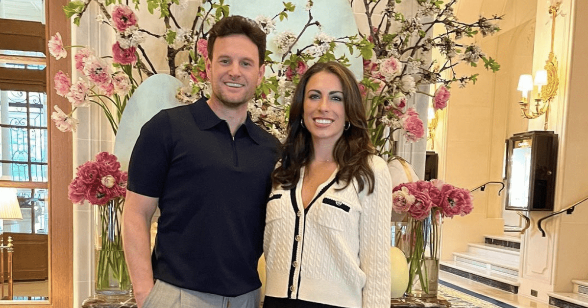 Alyssa Farah Griffin with her husband Justin Griffin during an earlier holiday in the Bahamas  (@alyssafarah/Instagram)