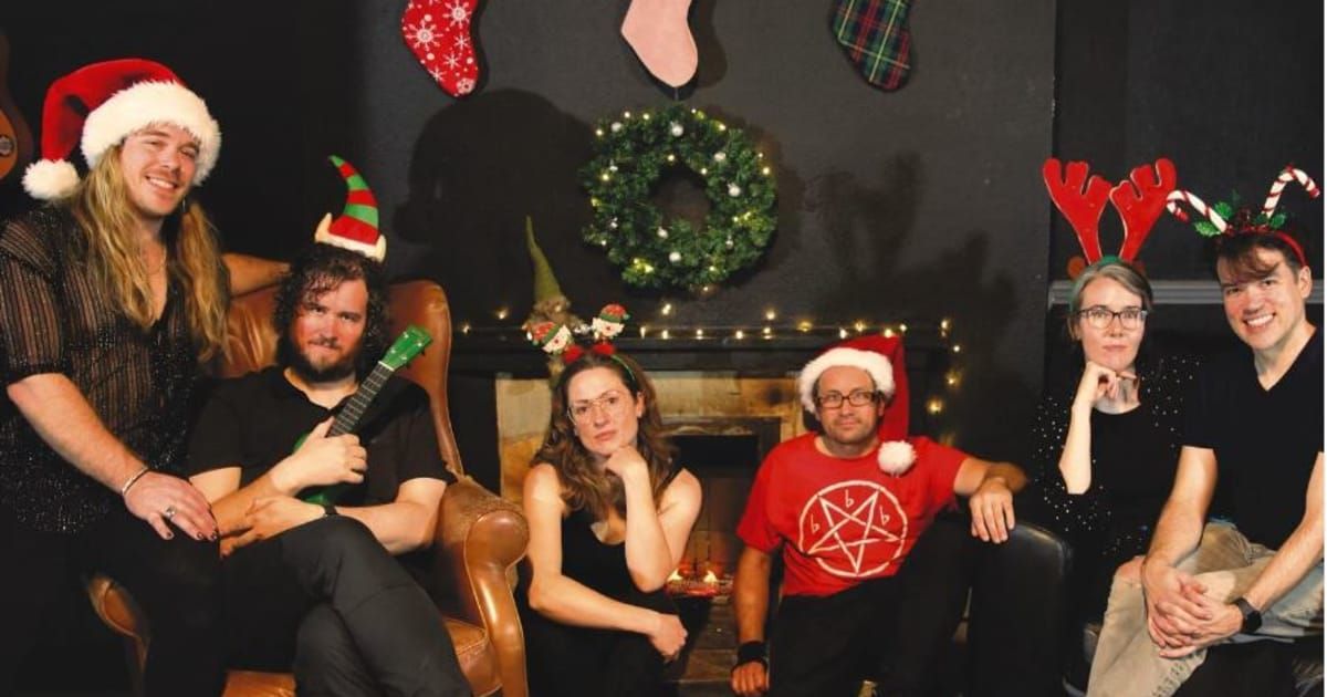 Wheatus thrilled fans as the band performed 'Christmas Dirtbag' on 'The Late Show with Stephen Colbert' (@wheatusofficial/@Instagram)