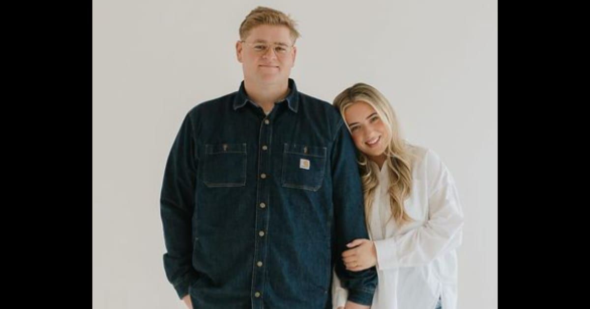 'So much sadness': Internet mourns death of pregnant influencer Chloe Stott's husband days after horrific crash that killed her