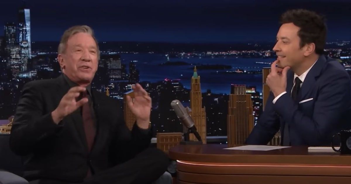 Tim Allen surprised audiences by revealing a darker original script for the iconic 'The Santa Clause' (@The Tonight Show/X)