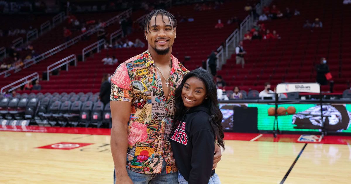 'Seriously who is this guy': Simone Biles' fans slam Jonathan Owens after he made controversial remarks about his wife