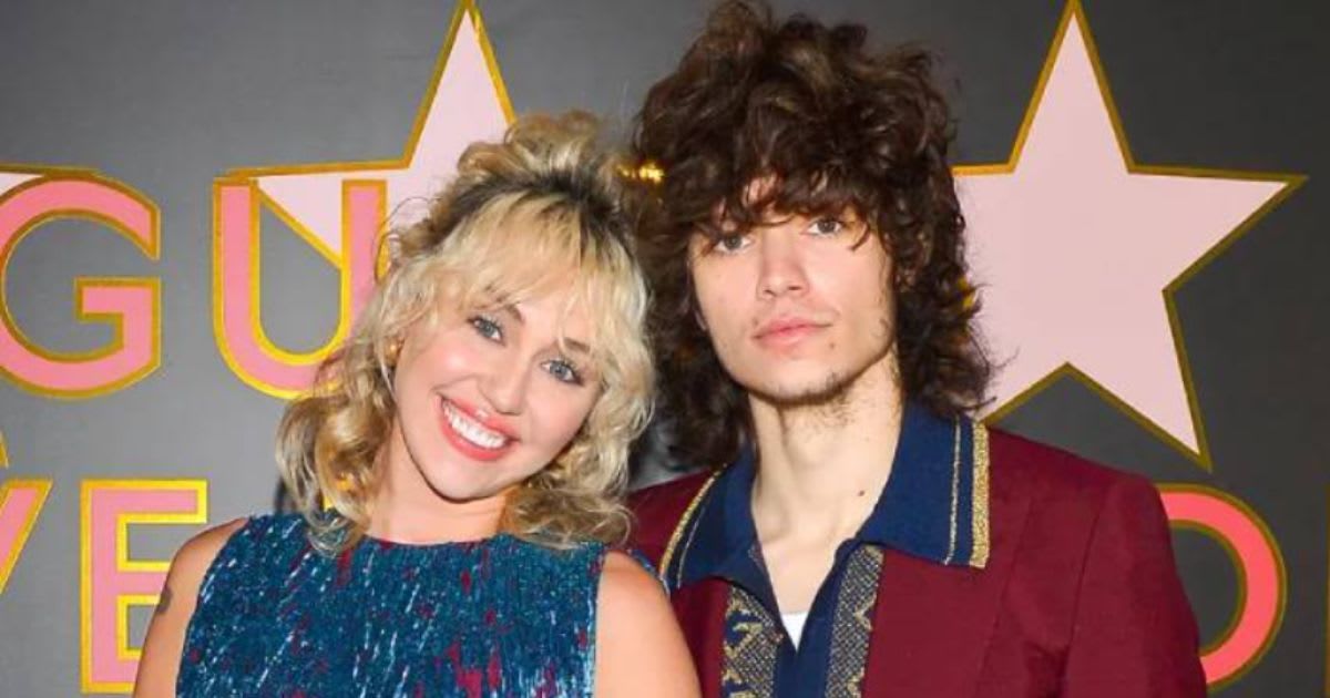 Miley Cyrus' boyfriend Maxx Morando reportedly attended her pre-Thanksgiving performance in Los Angeles (E! News/YouTube Screengrab)