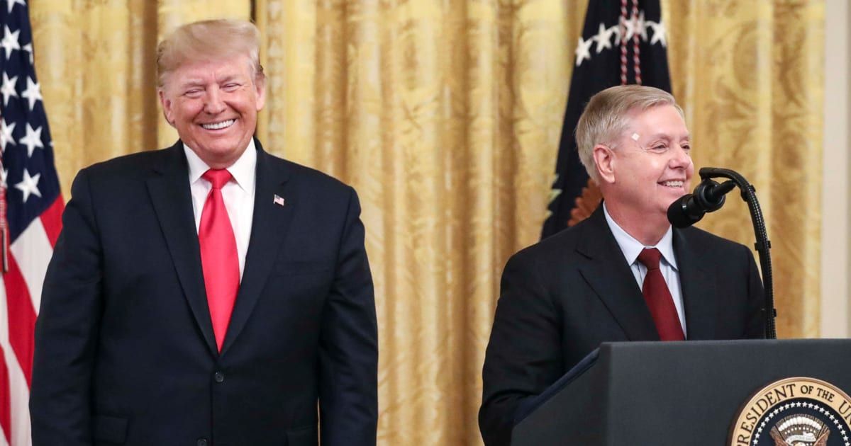 Pictured (L-R): Donald Trump, Lindsey Graham (Getty Images)
