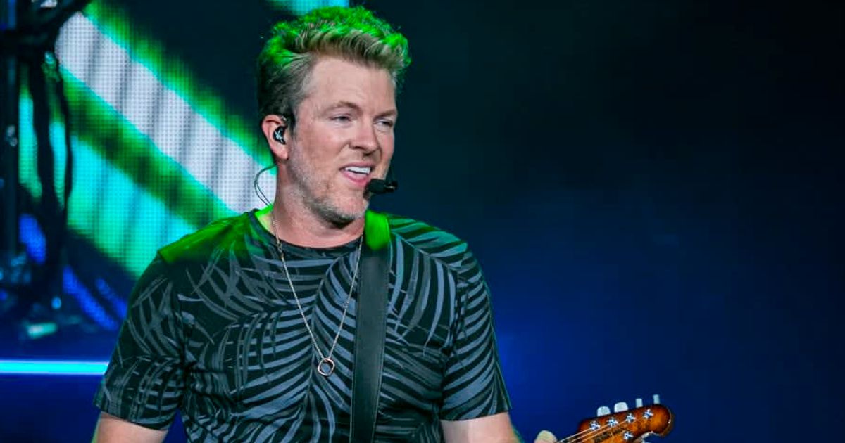 Joe Don Rooney of Rascal Flatts confirms he is sober and refutes rumors that he is transitioning (Scott Legato/Getty Images)
