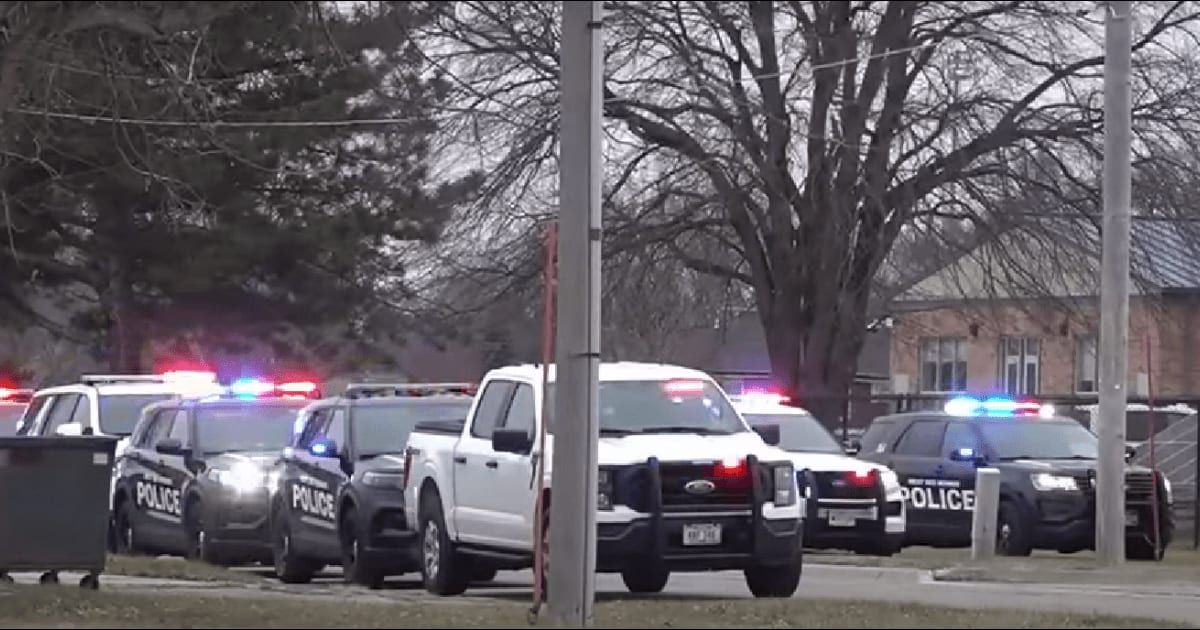 Authorities arrived at the shooting scene seven minutes later (ABC News/YouTube Screengrab)