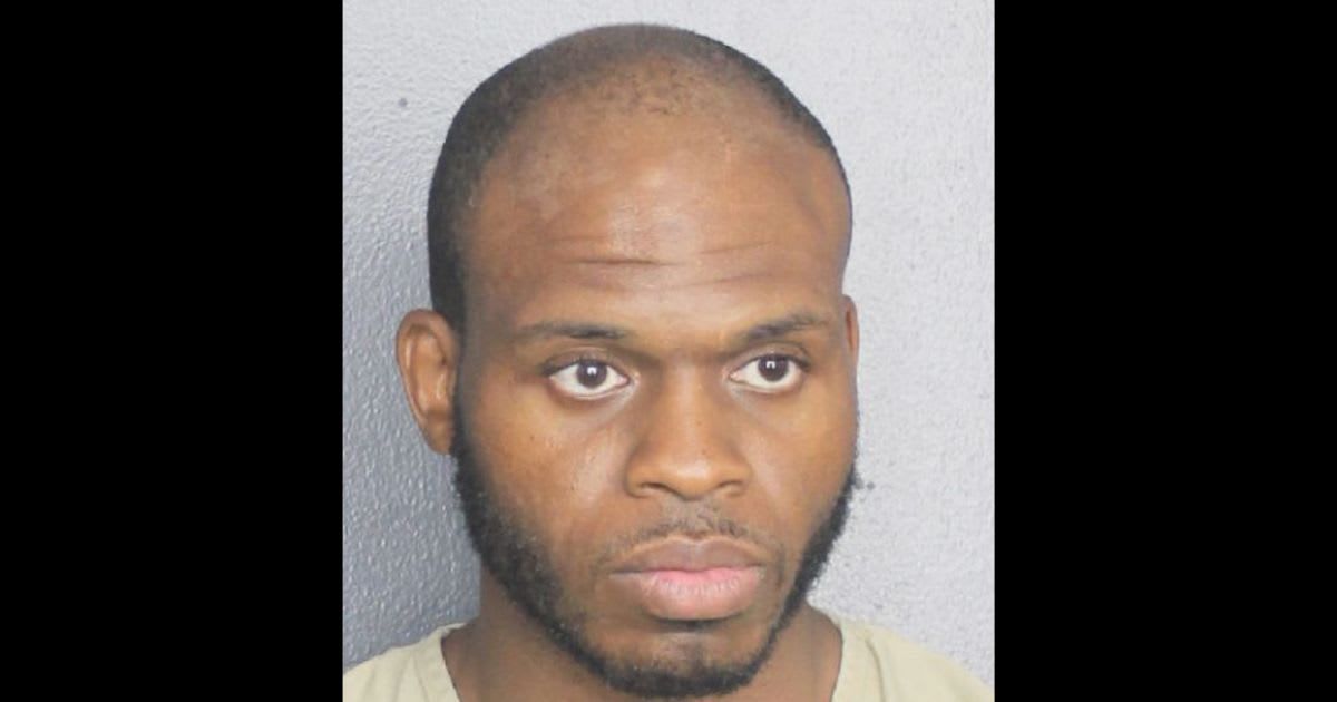 Kevin Barnes beats cellmate to death for being 'gay' (Broward County)