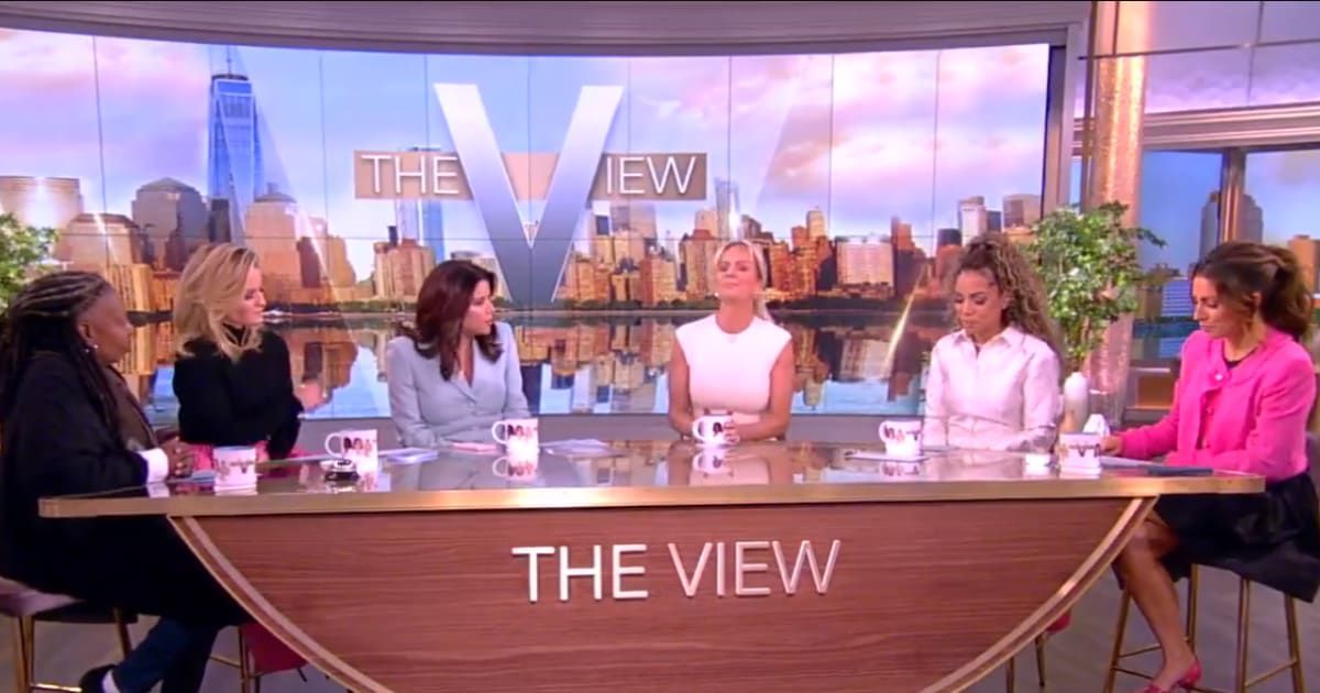 'GMA' correspondent Dr Jennifer Ashton brings up pregnancy speculations about a co-host on 'The View'