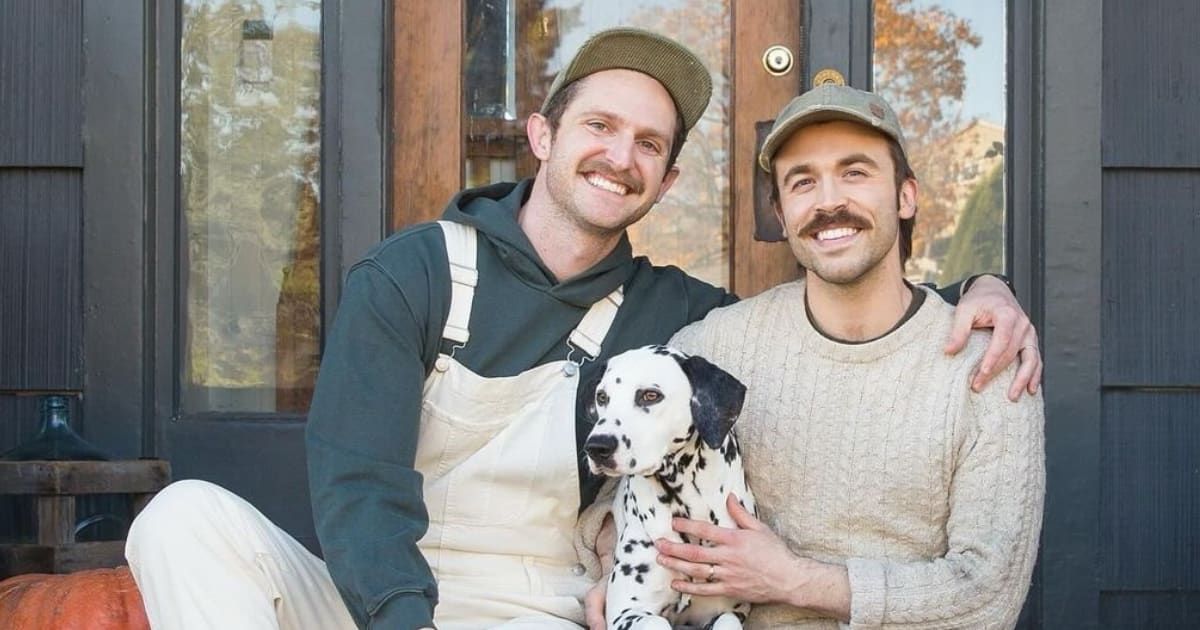 Jacob Carter (L), 32, the co-owner of popular Washington state eatery was fatally shot while vacationing with his husband Daniel Blagovich in New Orleans (Instagram/ Howdy Bagel)