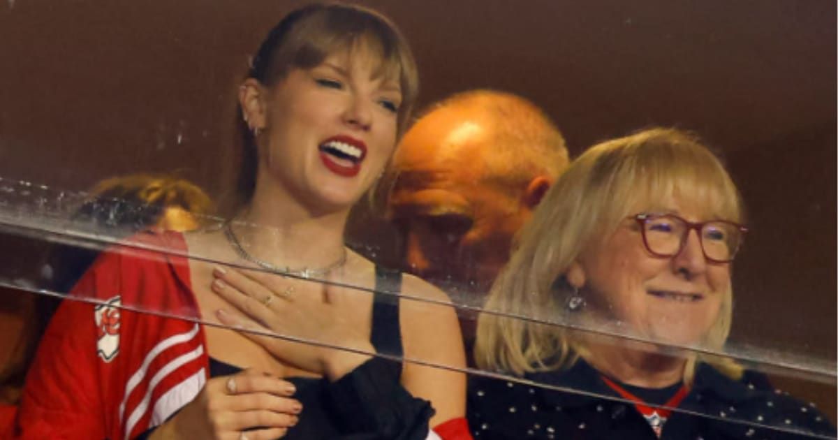 Internet users call Taylor Swift-themed snacks gross (David Eulitt/Getty Images).