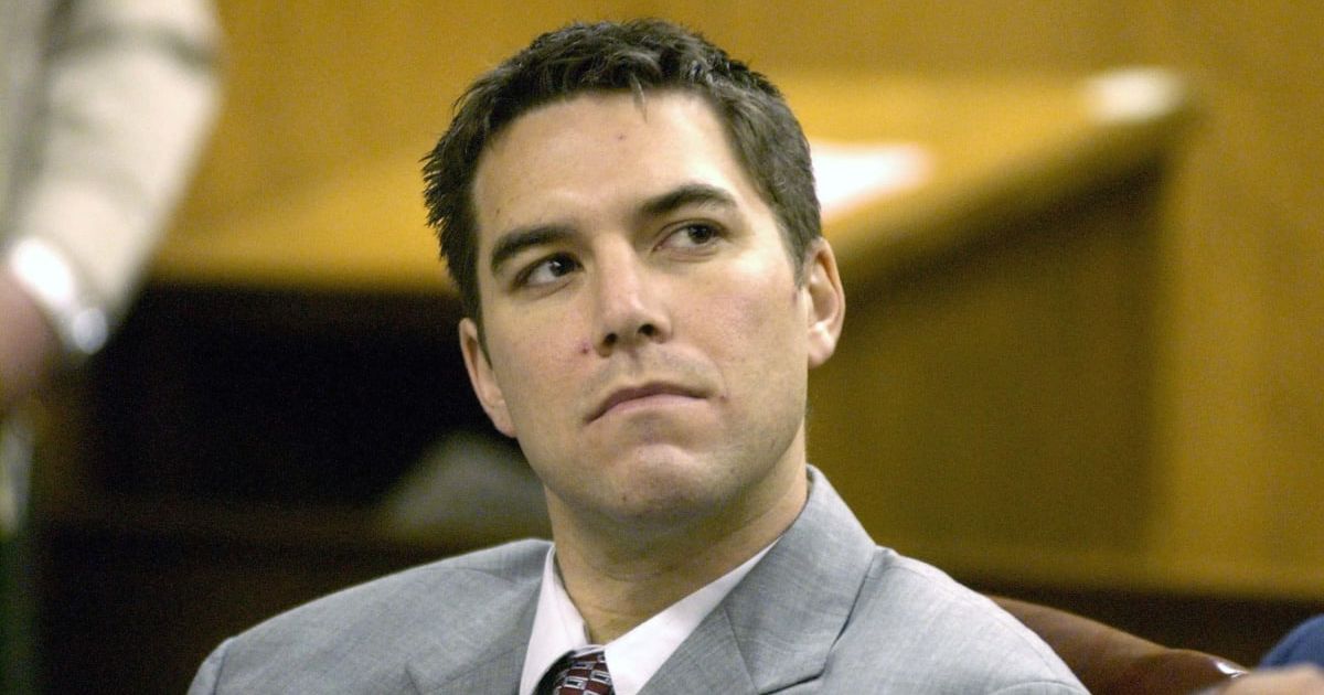 Scott Peterson listens to a prosecutor (Getty Images)