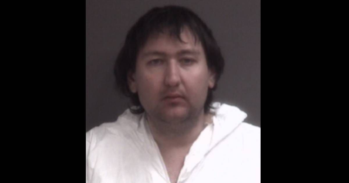 Stephen Martin Strumpf repeatedly stabbed his father in the neck (Boone County Jail)