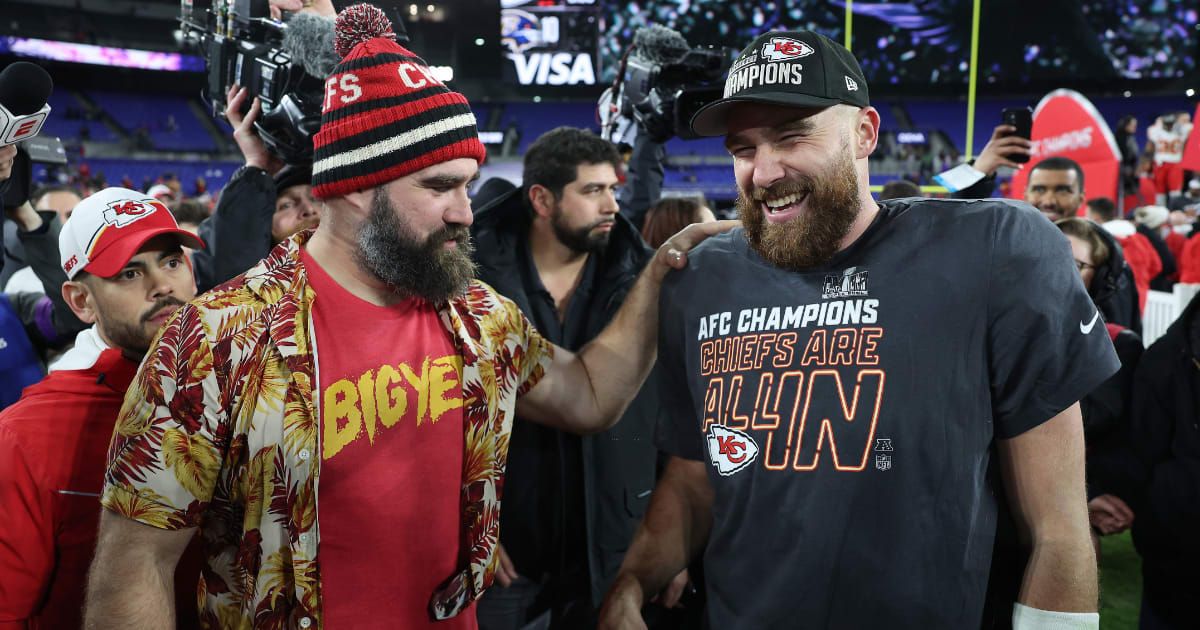 Following the Chiefs' victory, the Kelce brothers had an emotional reunion on the field filled with plenty of brotherly love. (Getty Images)