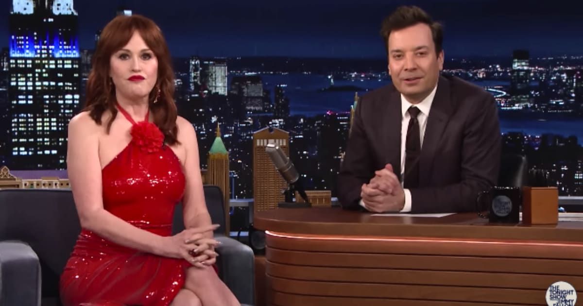 Molly Ringwald spoke about her daughter's 16th birthday party and the chaos that ensued on Jimmy Fallon's 'The Tonight Show' (@fallontonight/Youtube)