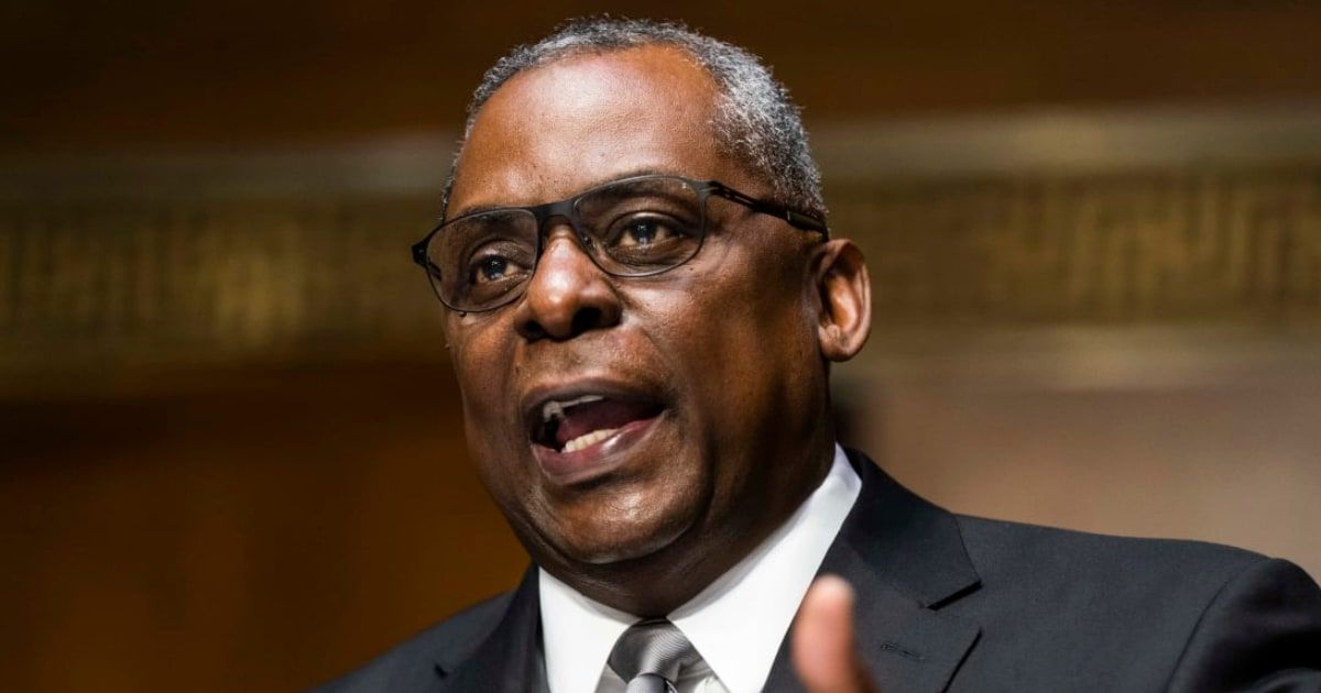 Defense Secretary Lloyd Austin apologized for his undisclosed hospitalization and surgery (Getty Images)