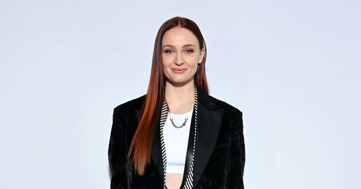 Sophie Turner was mom-shamed for spending time with her new beau on a ski trip (Getty Images)