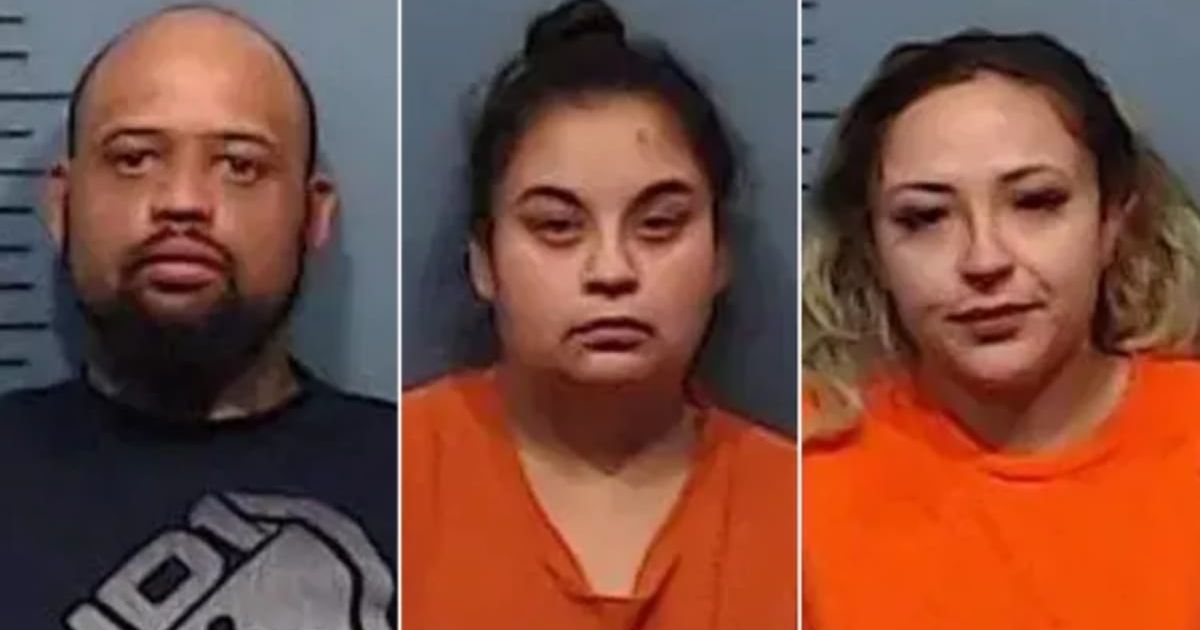 Robert Lee Mason Jr, Jennifer Trevino and Aracely Daniella Rocha were arrested on child endangerment charges (Taylor County Jail)