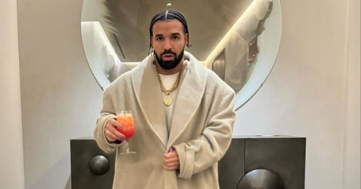 Rapper Drake, 37, is known for his lavish lifestyle (@champagnepap/Instagram)