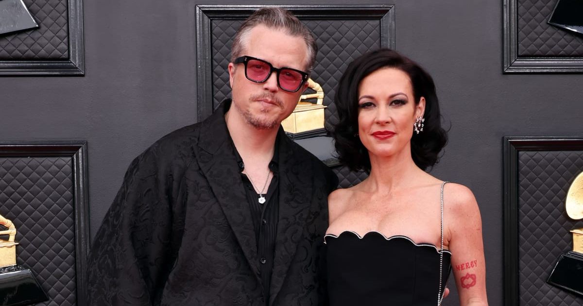 Grammy winner Jason Isbell (L) files for divorce from wife Amanda Shires after 10 years of marriage (Amy Sussman/Getty Images)