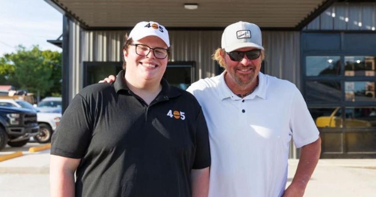 Stelen Keith Covel, the son of country music legend Toby Keith, paid a touching tribute to his late father on Instagram (@stelenkcovel/Instagram)