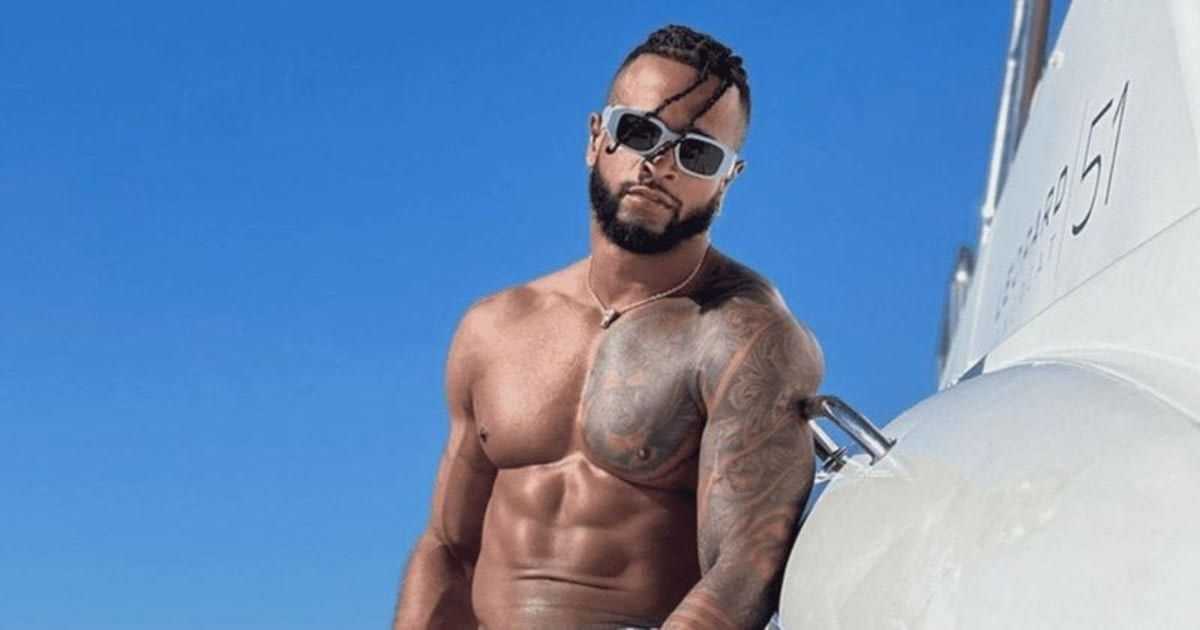 Nelson Thomas' car collided with a bridge in March 2023 (Instagram/_nelsonthomas)