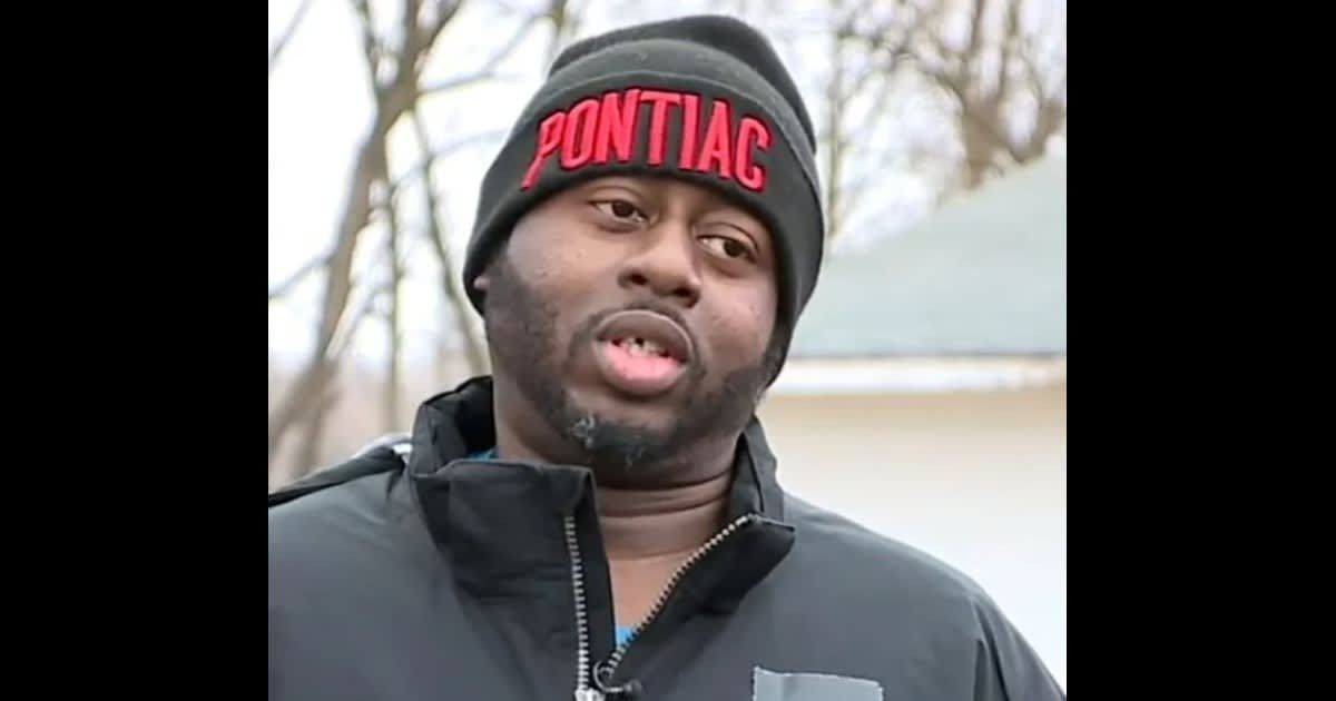 The 40-year-old man, Robert Wayne Lee, had been posing as a teenage girl on social media in an attempt to catch sexual predators, but his actions were unauthorized (WXYZ/Screengrab)