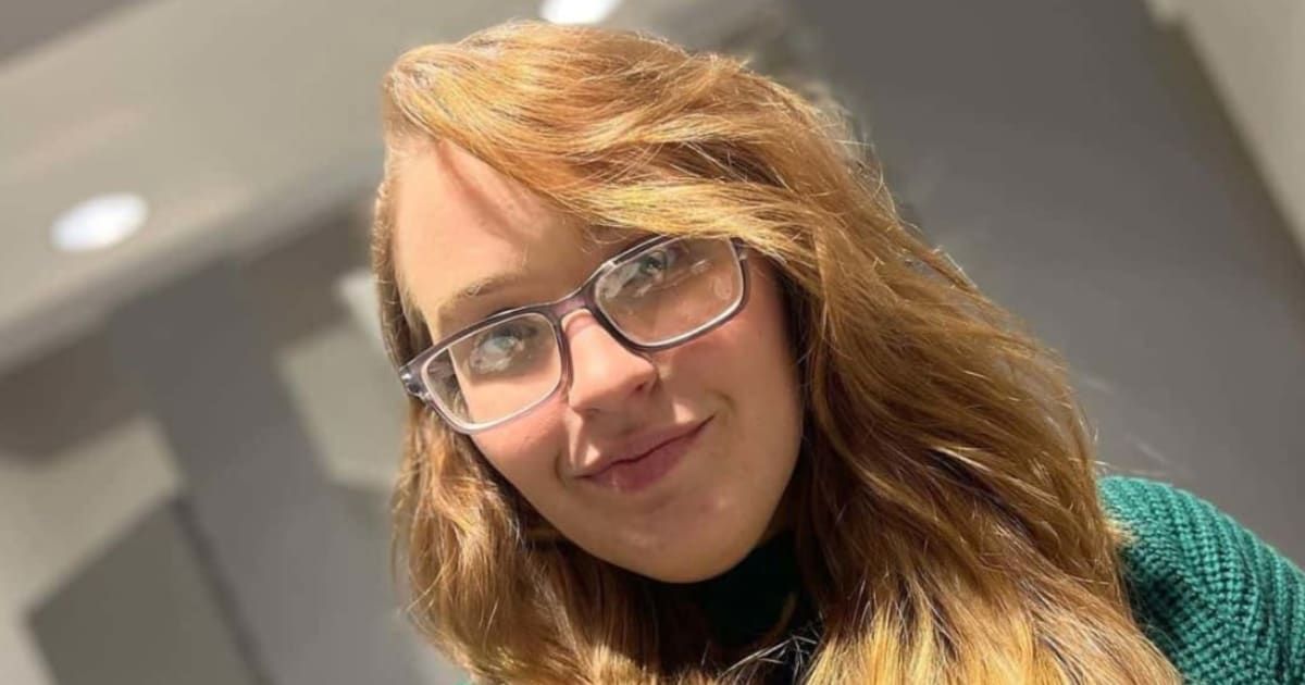 Anna Chickadee Cardwell's loved ones think she wasn't living in the reality before her death (Instagram/@annamarie35)