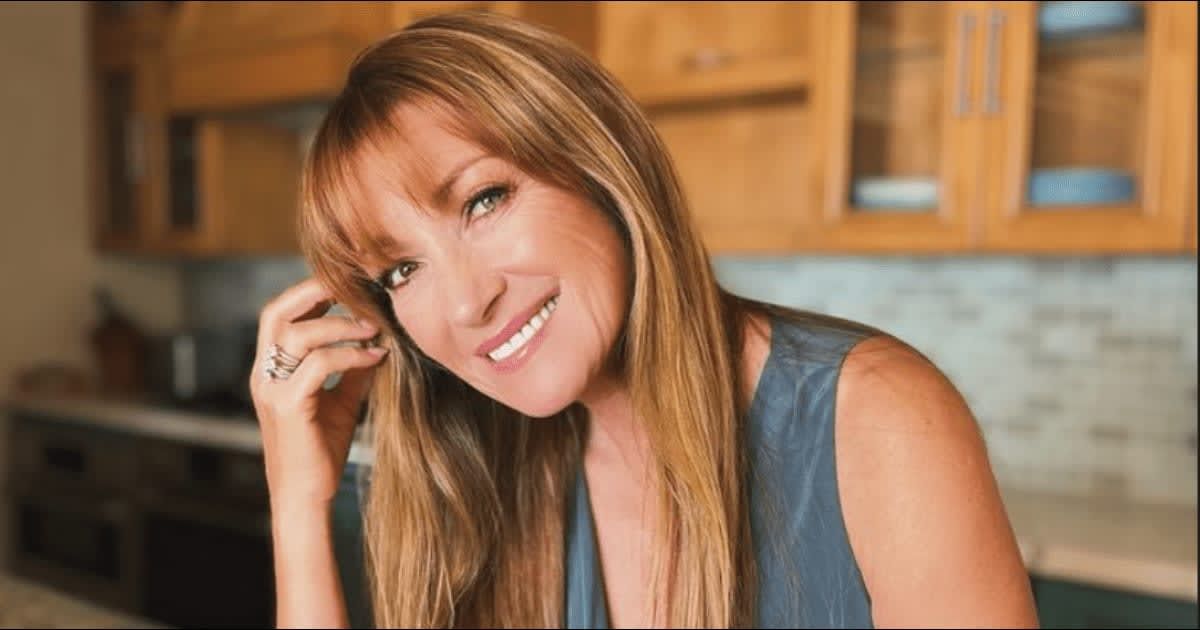 Jane Seymour candidly spoke about how she is judged by society as she ages
(Instagram/@janeseymour)