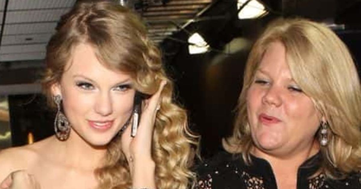 Taylor Swift has a special connection to Singapore where her mother Andrea Swift spent part of her childhood (Getty Images)