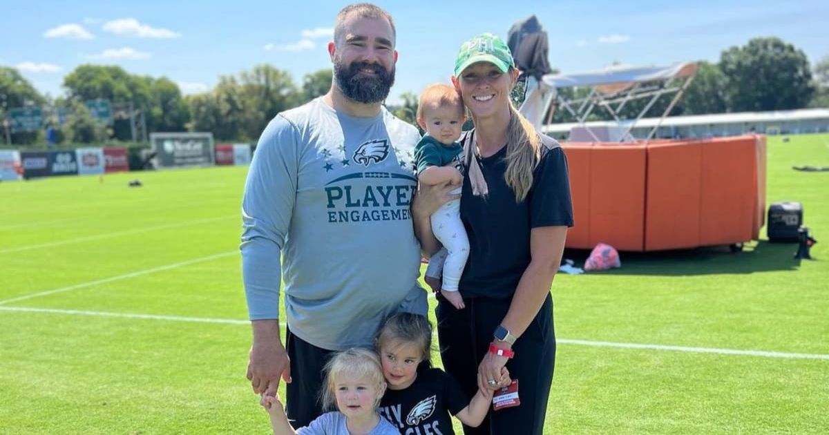 Jason Kelce thanked his family for their 'love, devotion, support, honesty, intelligence' throughout his NFL journey (@kykelce/Instagram)