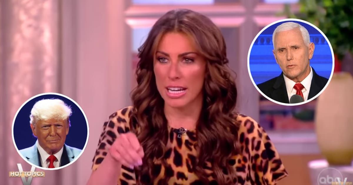 'The View' host Alyssa Farah Griffin said she got teary-eyed when Mike Pence declared he will not be endorsing Donald Trump (@TheView/YouTube, Getty Images)