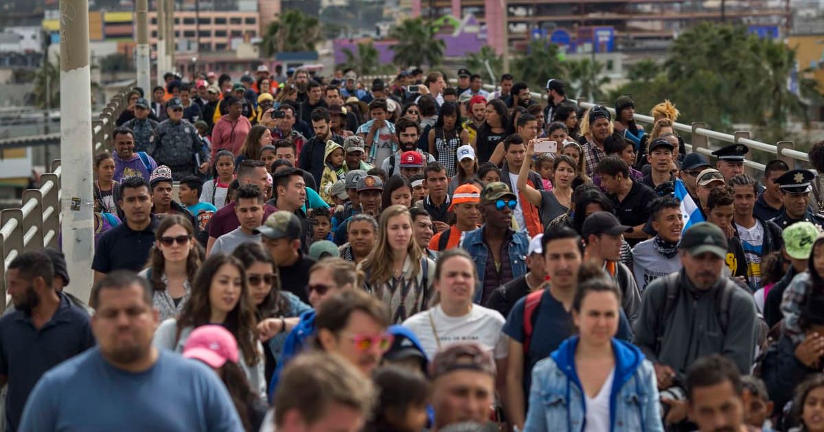 Venezuelan Migrant allegedly threaten to squat houses in the US (GettyImages)