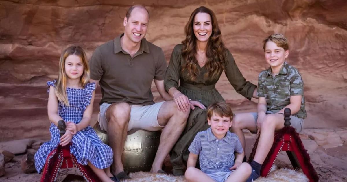 Prince William and Kate Middleton with their children Charlotte, Louis, and George (@princeandprincessofwales/Instagram)