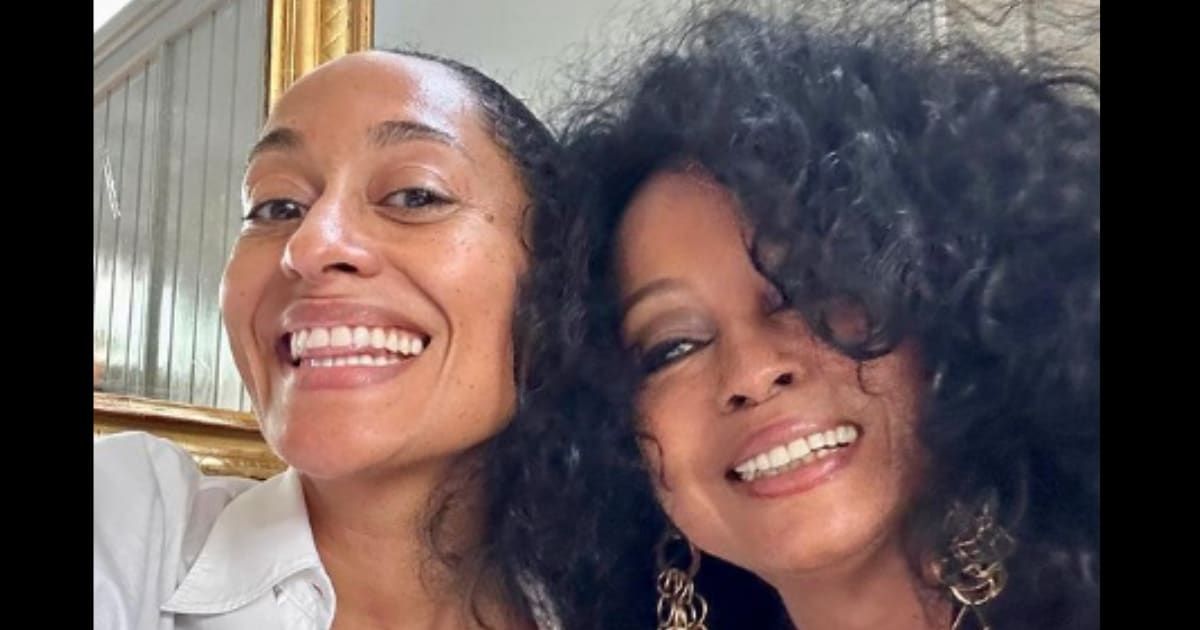 Tracee Ellis Ross wrote a very sweet post for her mother Diana Ross (Instagram/@traceeellisross)