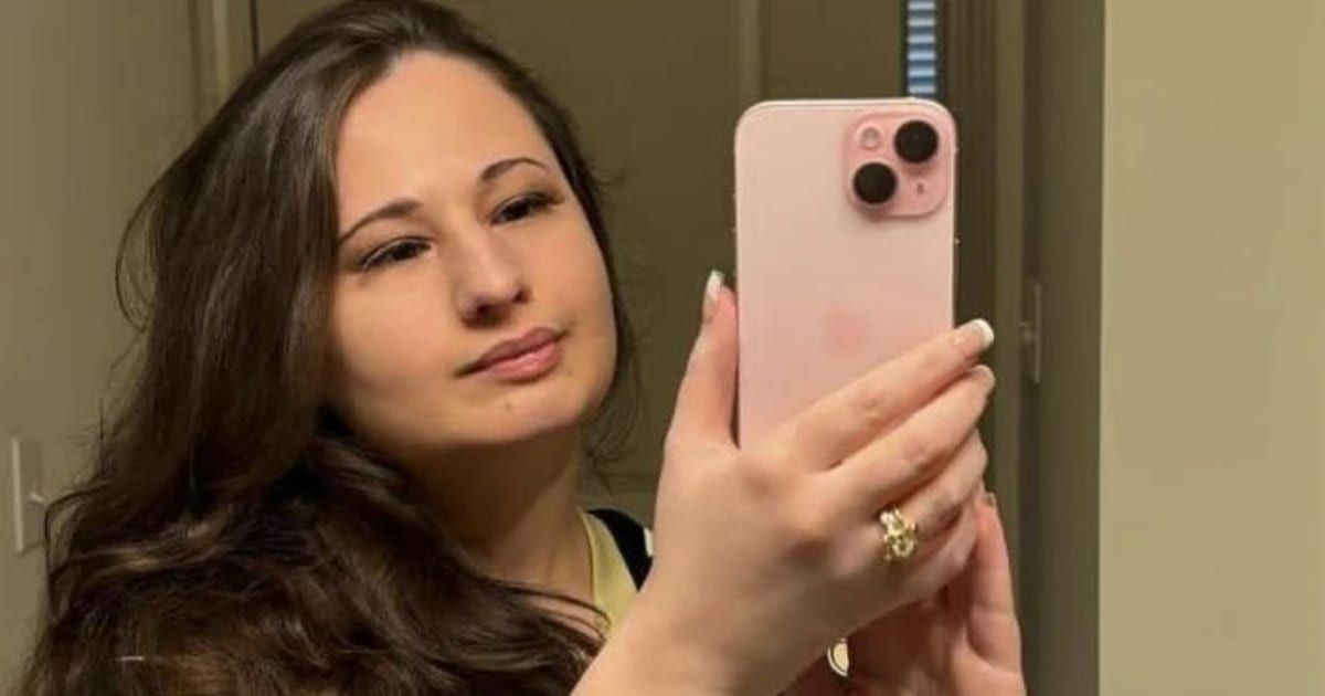 Gypsy Rose Blanchard was released from her procedure around 1.30 pm on Friday, April 5 (Instagram/@gypsyroseblanchardanderson)