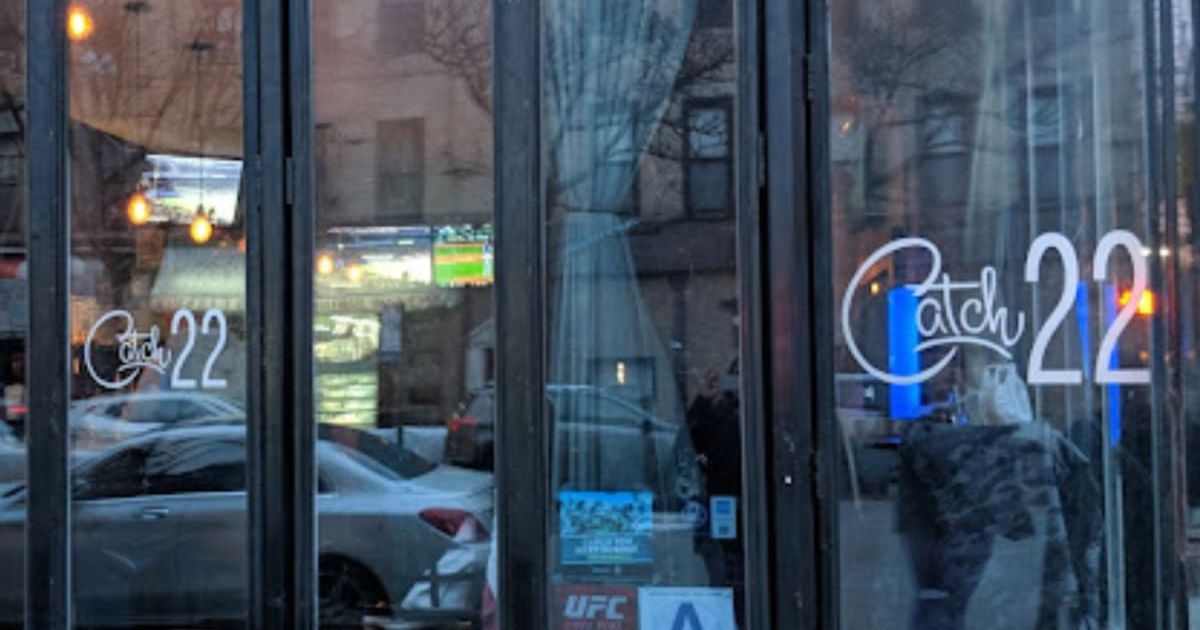The 37-year-old victim was allegedly knifed outside Catch 22 on Third Avenue in Brooklyn (Google Maps)