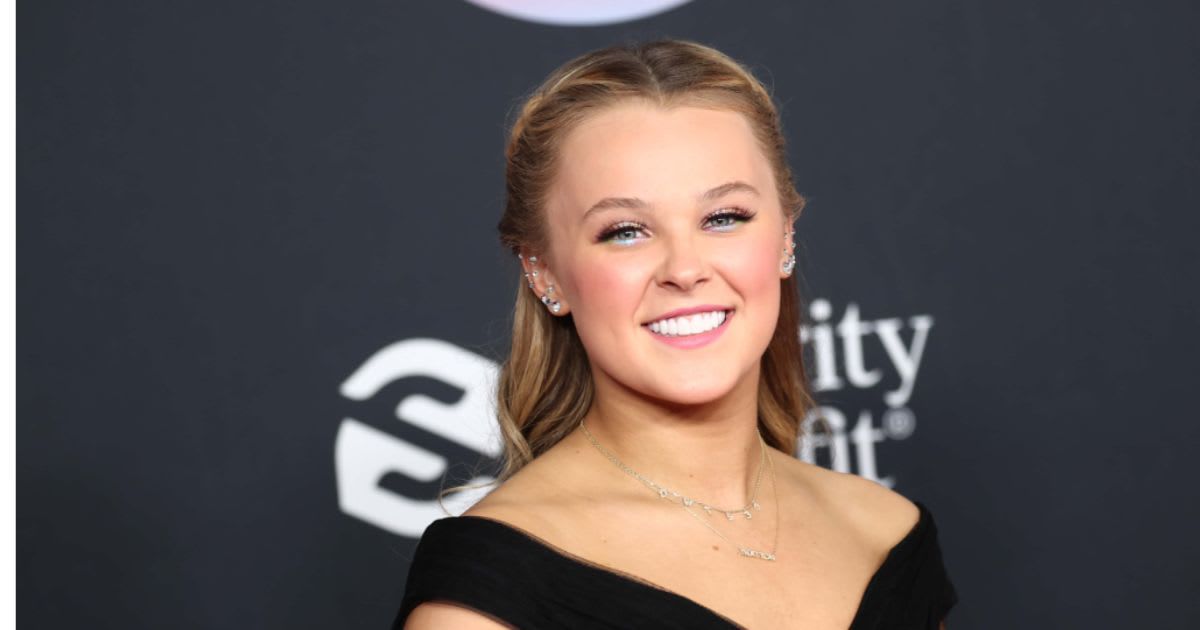 JoJo Siwa recently shared that she spent $50K on her teeth (Getty Images)