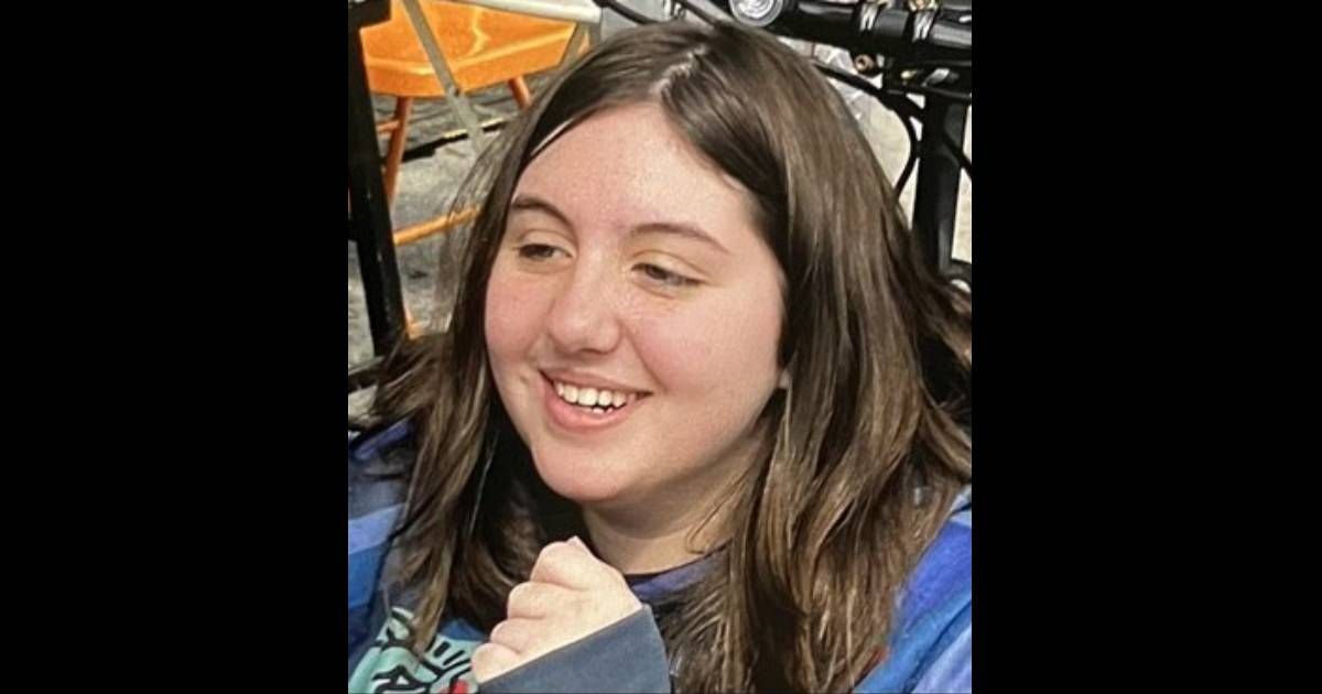 Victorious Smith, popularly known as Tori Perozo left home wearing blue hooded sweater and striped pants (New York City Police Department)
