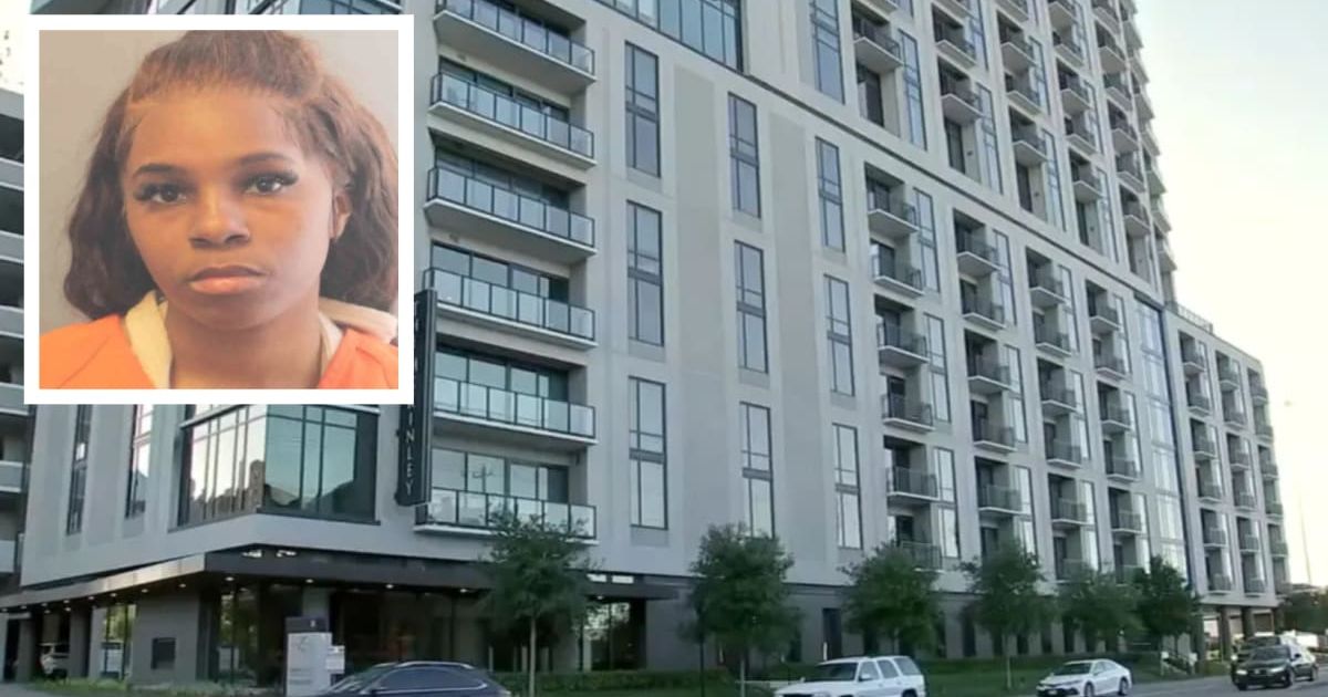 Lakesha Woods Williams was arrested on two counts of child endangerment (Harris County Constable Precinct 5/KTRK/screengrab)