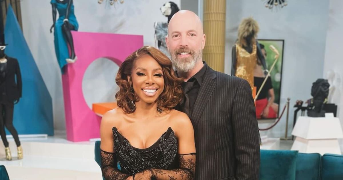 Candiace Dillard said she is just barely showing so her bump often looks like a 'food baby' (Instagram/@therealcandiace)