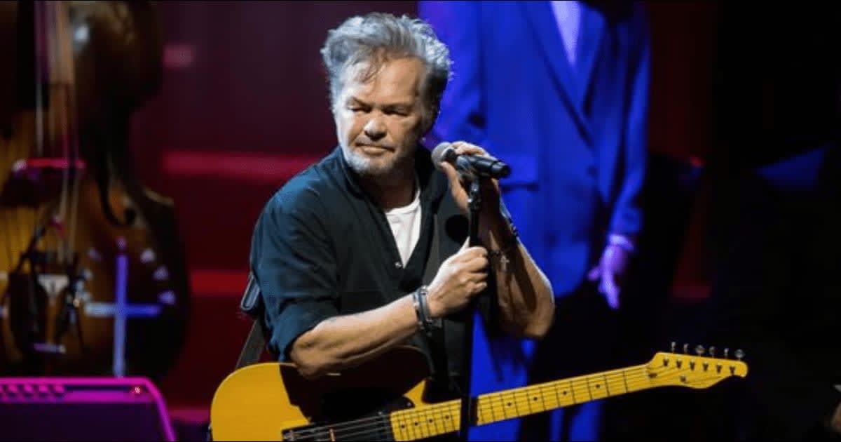 John Mellencamp's heated exchange with the Ohio audience was captured and widely circulated online (Instagram/@johnmellencamp)